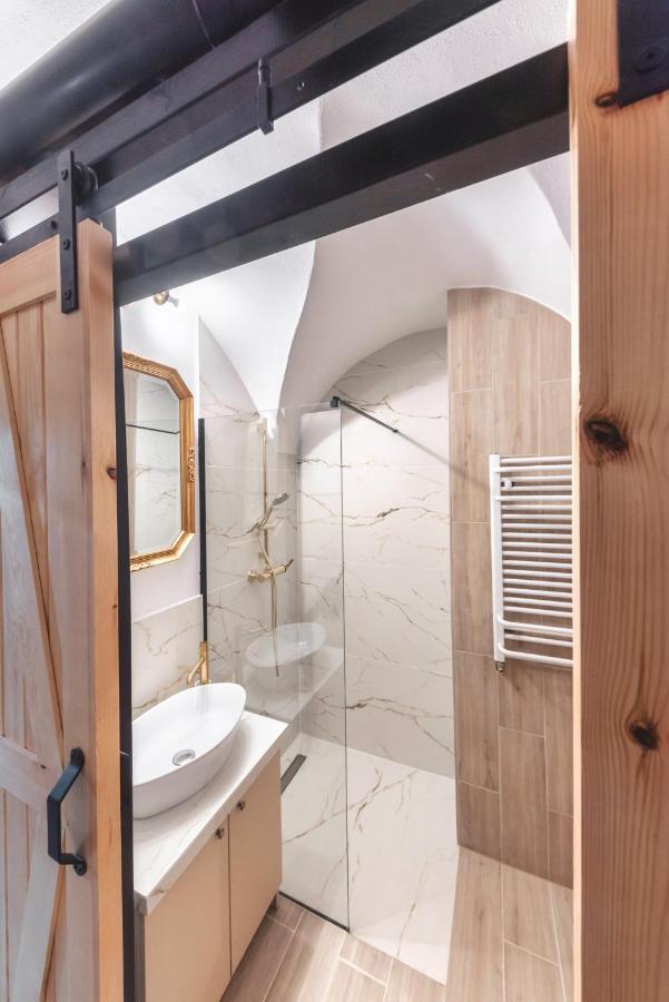 ドゥシュニキ・ズドルイLoft W Kamienicyアパートメント エクステリア 写真